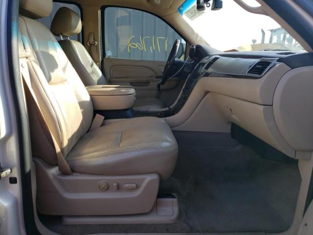 Photo 4 VIN: 1GYUCHEF2AR150641 - CADILLAC ESCALADE E 