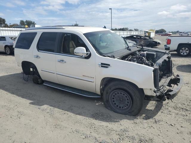 Photo 3 VIN: 1GYUKAEF0AR179484 - CADILLAC ESCALADE 