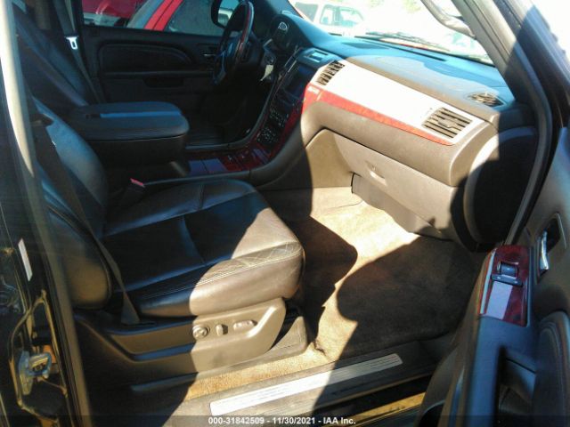 Photo 4 VIN: 1GYUKAEF3AR255425 - CADILLAC ESCALADE 