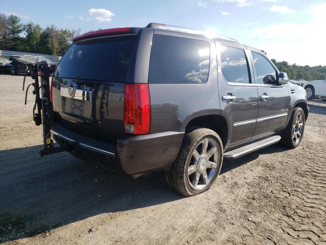 Photo 3 VIN: 1GYUKBEF1AR204401 - CADILLAC ESCALADE L 