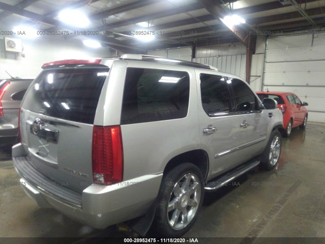 Photo 3 VIN: 1GYUKBEF2AR135945 - CADILLAC ESCALADE 