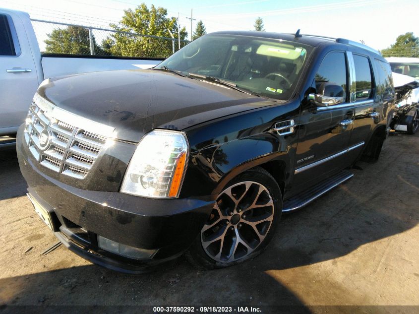 Photo 1 VIN: 1GYUKBEF3AR117146 - CADILLAC ESCALADE 