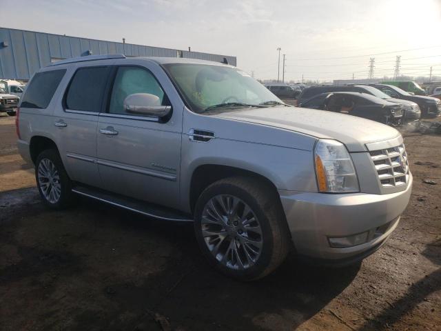 Photo 3 VIN: 1GYUKBEF3AR133587 - CADILLAC ESCALADE L 