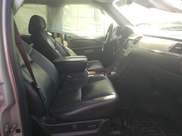 Photo 6 VIN: 1GYUKBEF3AR133587 - CADILLAC ESCALADE L 