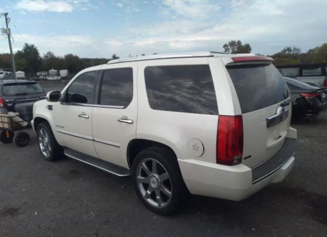 Photo 2 VIN: 1GYUKBEF5AR147832 - CADILLAC ESCALADE 