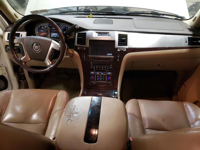 Photo 7 VIN: 1GYUKBEF7AR134189 - CADILLAC ESCALADE L 