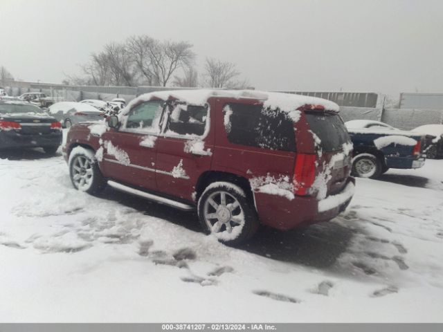 Photo 2 VIN: 1GYUKBEF7AR221896 - CADILLAC ESCALADE 