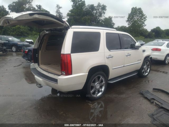 Photo 3 VIN: 1GYUKBEF8AR101377 - CADILLAC ESCALADE 