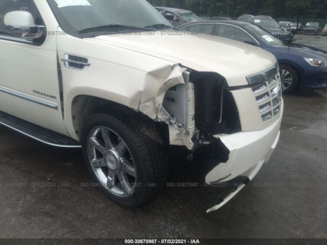 Photo 5 VIN: 1GYUKBEF8AR101377 - CADILLAC ESCALADE 