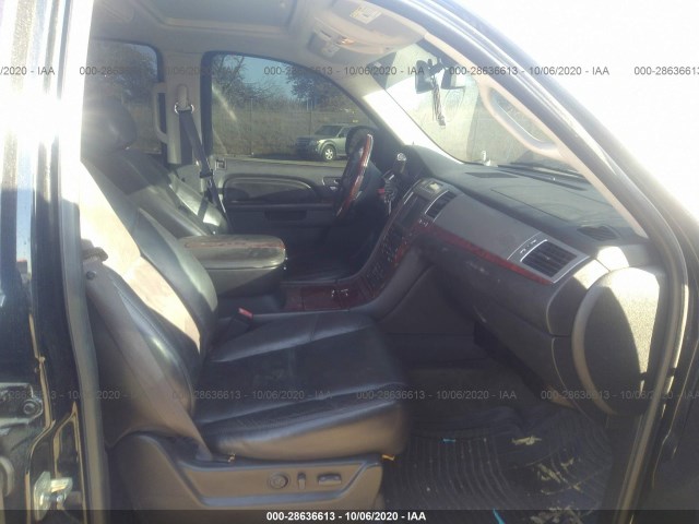 Photo 4 VIN: 1GYUKCEF6AR153869 - CADILLAC ESCALADE 