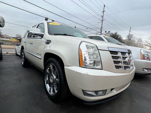 Photo 2 VIN: 1GYUKCEF7AR147854 - CADILLAC ESCALADE 