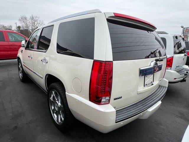 Photo 4 VIN: 1GYUKCEF7AR147854 - CADILLAC ESCALADE 