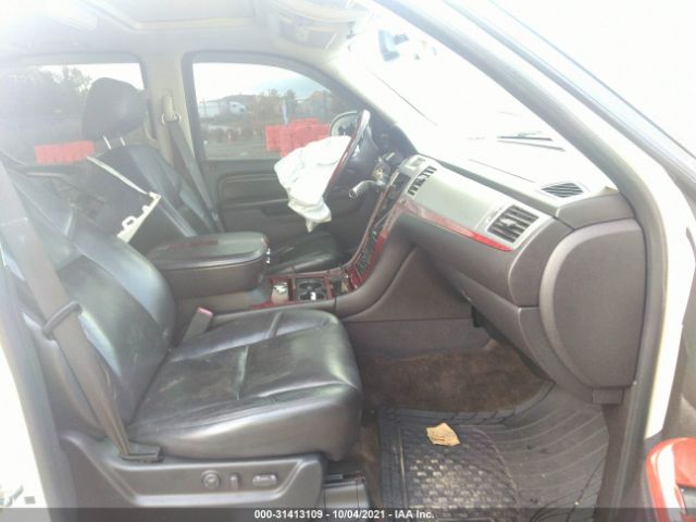 Photo 4 VIN: 1GYUKCEF8AR161455 - CADILLAC ESCALADE 