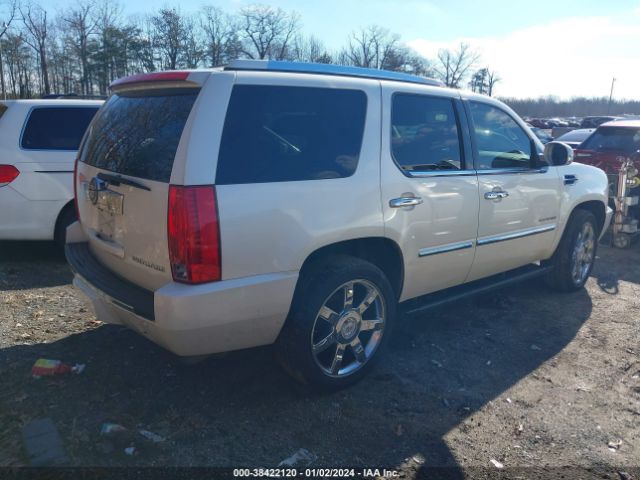 Photo 3 VIN: 1GYUKCEF9AR136905 - CADILLAC ESCALADE 