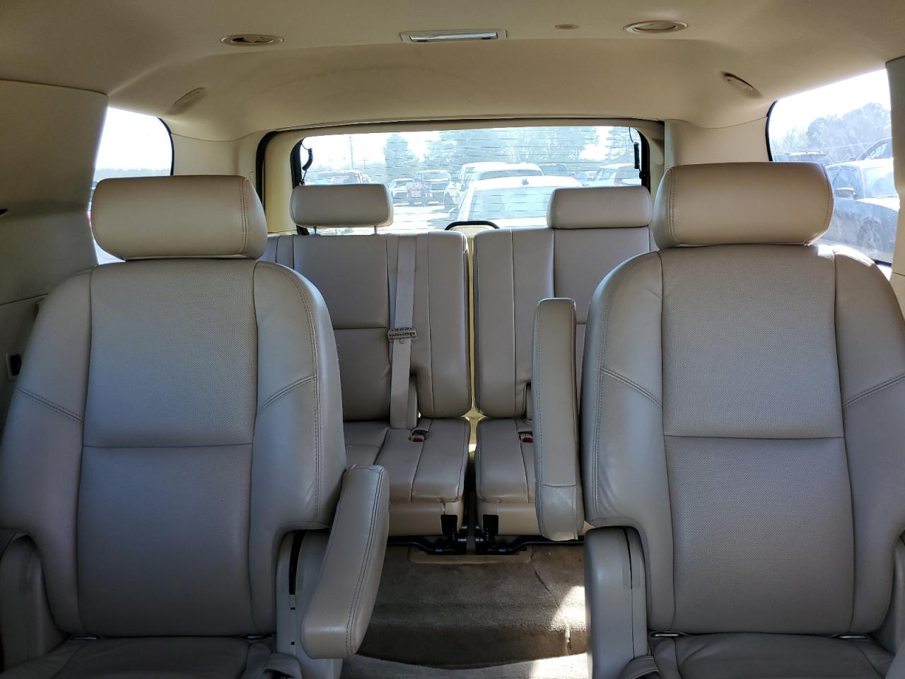 Photo 9 VIN: 1GYUKCEF9AR264626 - CADILLAC ESCALADE 