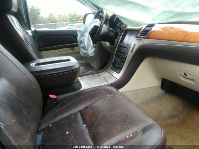 Photo 4 VIN: 1GYUKDEF7AR148377 - CADILLAC ESCALADE 