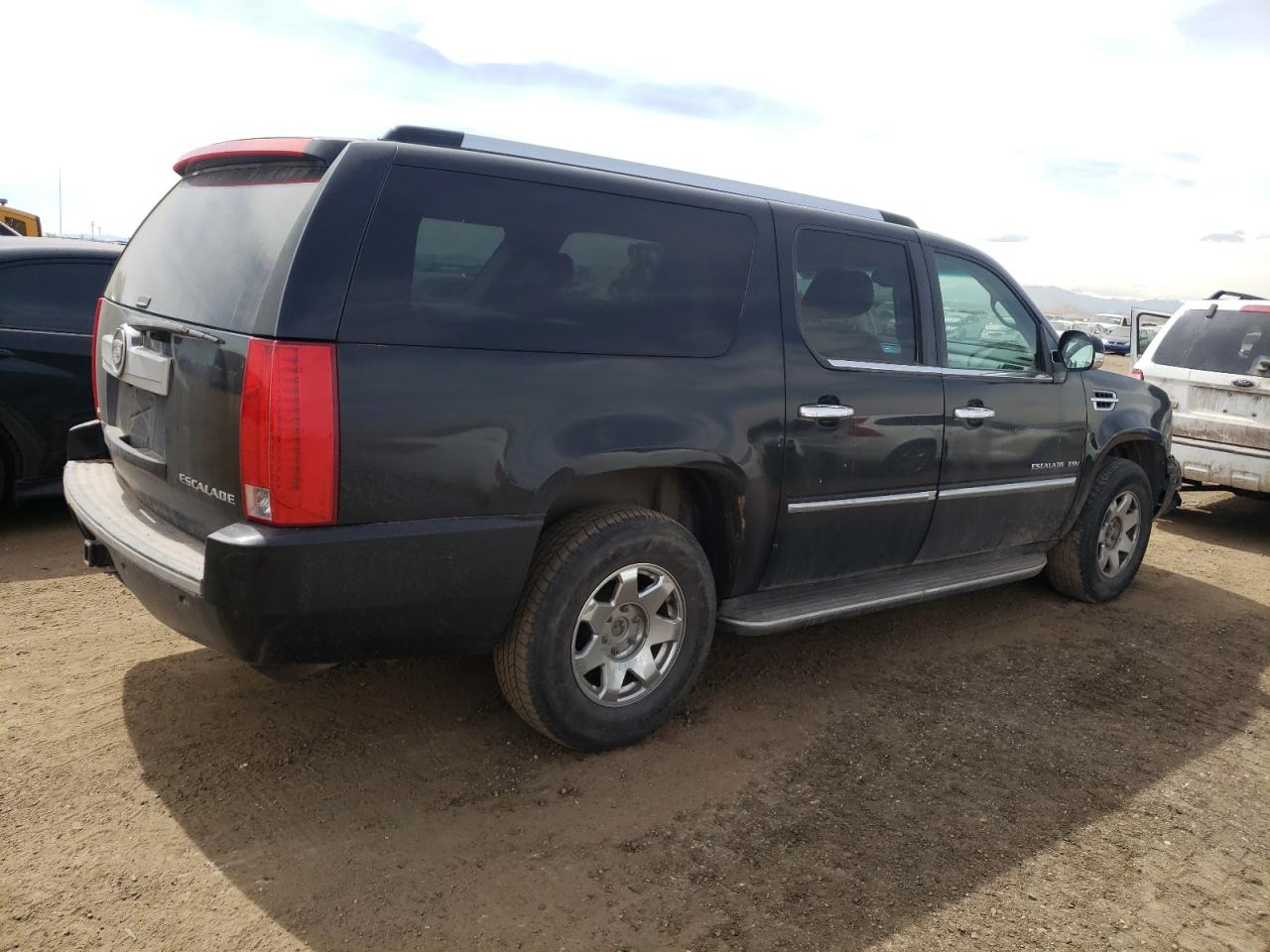 Photo 2 VIN: 1GYUKGEF1AR113142 - CADILLAC ESCALADE 