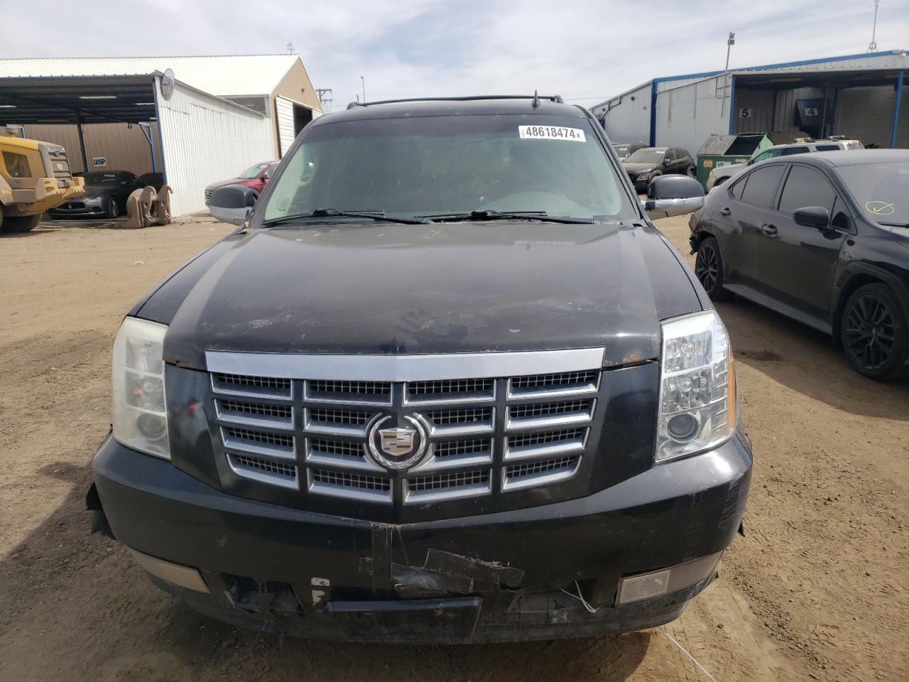 Photo 4 VIN: 1GYUKGEF1AR113142 - CADILLAC ESCALADE 