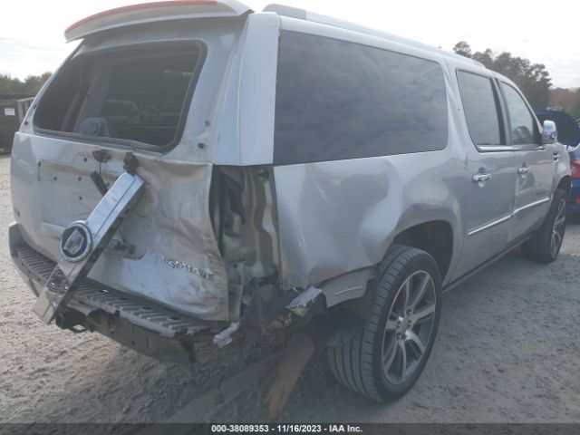 Photo 3 VIN: 1GYUKJEF1AR120234 - CADILLAC ESCALADE ESV 