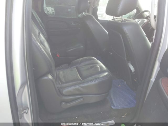 Photo 7 VIN: 1GYUKJEF1AR120234 - CADILLAC ESCALADE ESV 