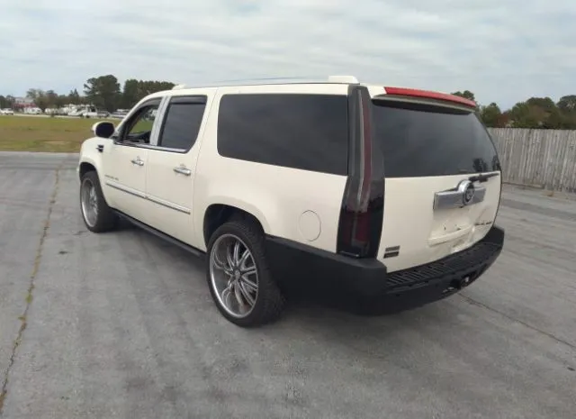 Photo 2 VIN: 1GYUKJEF5AR149610 - CADILLAC ESCALADE ESV 