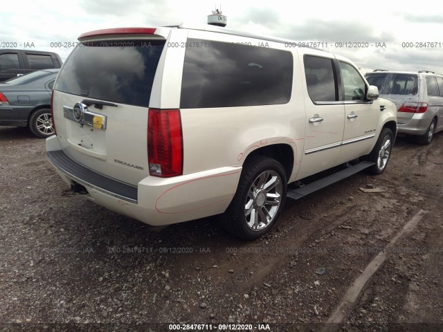 Photo 3 VIN: 1GYUKKEF7AR135651 - CADILLAC ESCALADE ESV 