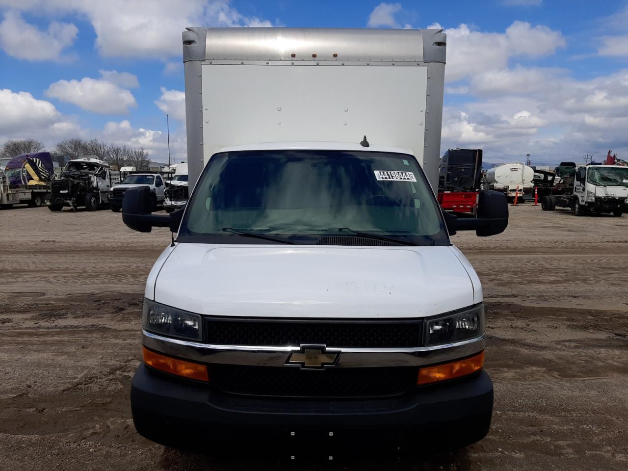 Photo 4 VIN: 1HA3GSCG3KN004249 - CHEVROLET EXPRESS 