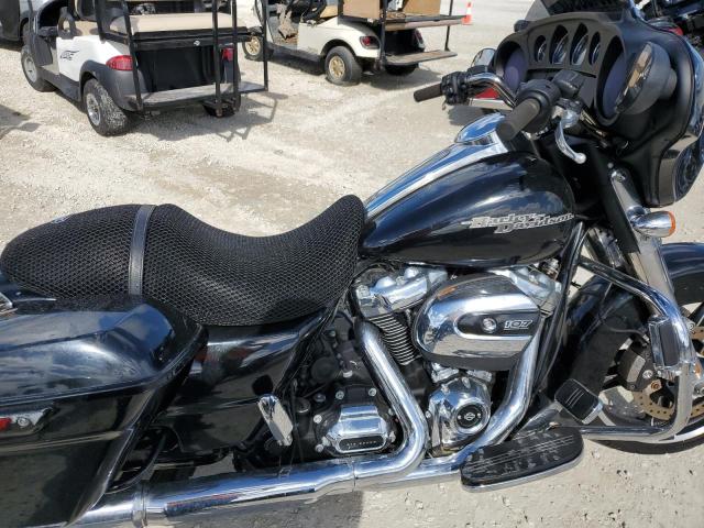 Photo 4 VIN: 1HD1KBC17KB678880 - HARLEY-DAVIDSON FLHX 