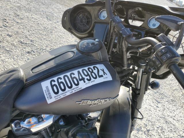 Photo 4 VIN: 1HD1KRC15HB635494 - HARLEY-DAVIDSON FLHXS STRE 