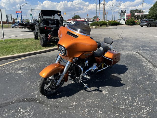 Photo 3 VIN: 1HD1KRM10FB625600 - HARLEY-DAVIDSON FLHXS 