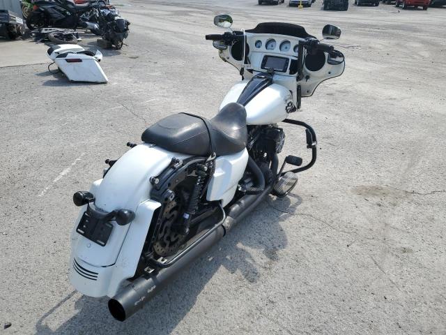 Photo 3 VIN: 1HD1KRM12FB654127 - HARLEY-DAVIDSON FLHXS STRE 