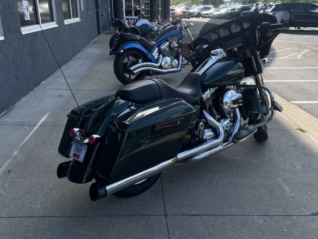 Photo 2 VIN: 1HD1KRM12GB645333 - HARLEY-DAVIDSON FLHXS 