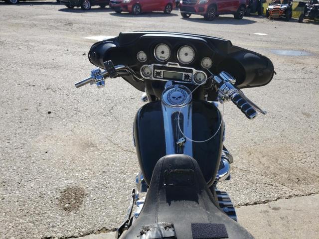 Photo 4 VIN: 1HD1MBM11AB850716 - HARLEY-DAVIDSON FLHXXX 