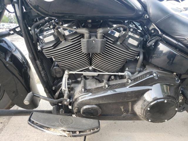 Photo 6 VIN: 1HD1YAJ61KB057920 - HARLEY-DAVIDSON FLHC 