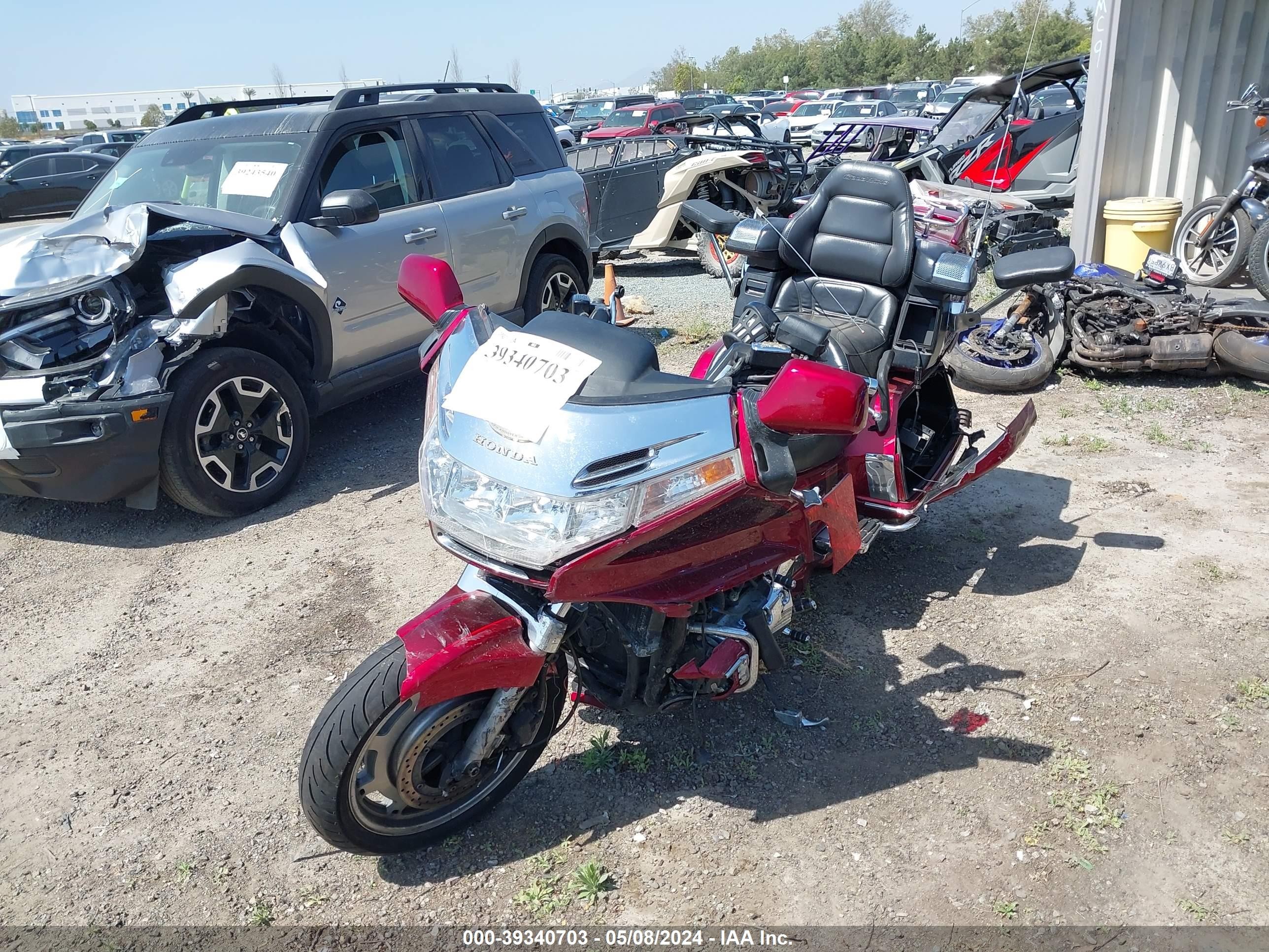 Photo 1 VIN: 1HFSC2247YA200302 - HONDA NULL 