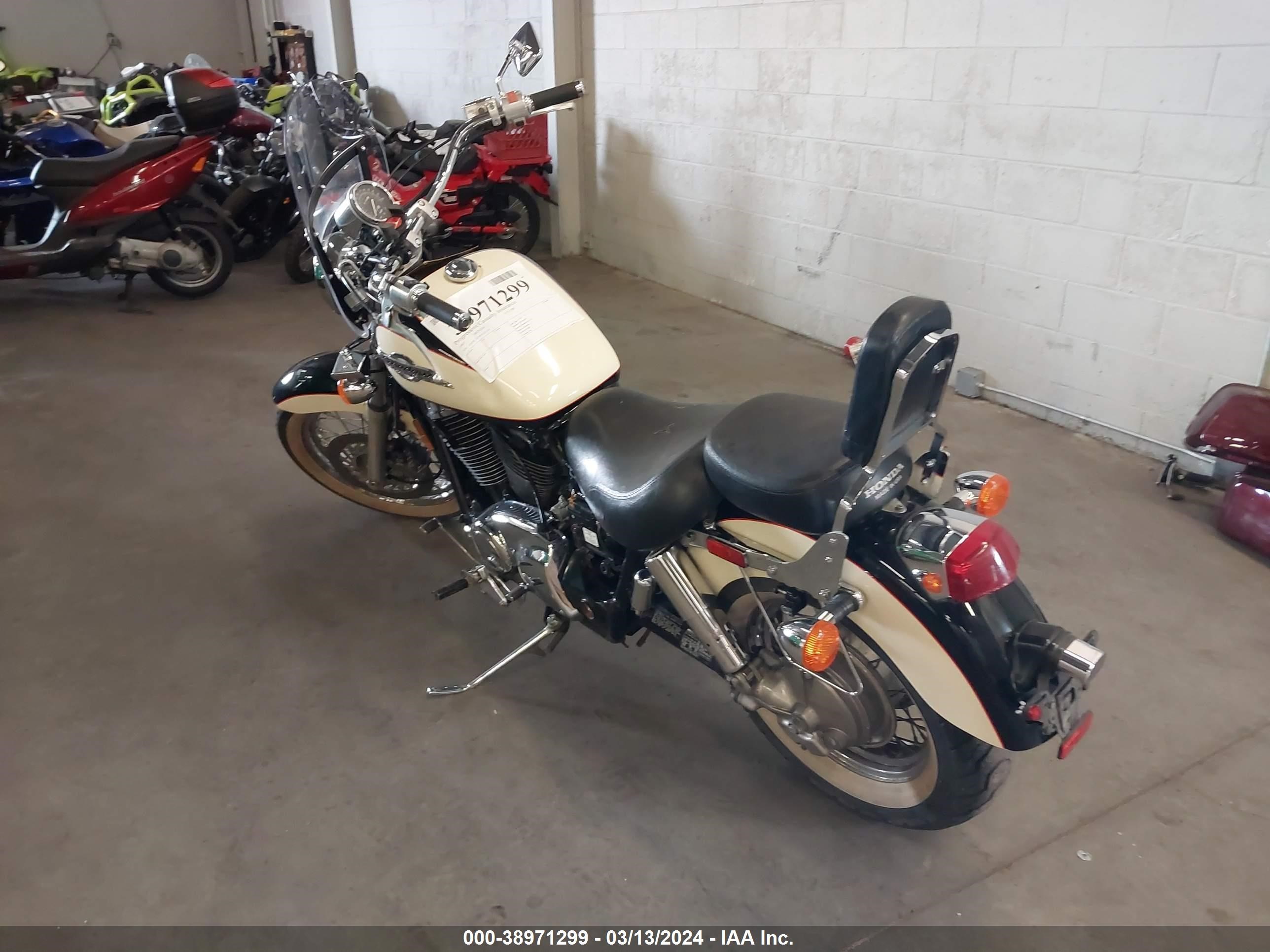 Photo 2 VIN: 1HFSC3233VA202718 - HONDA NULL 