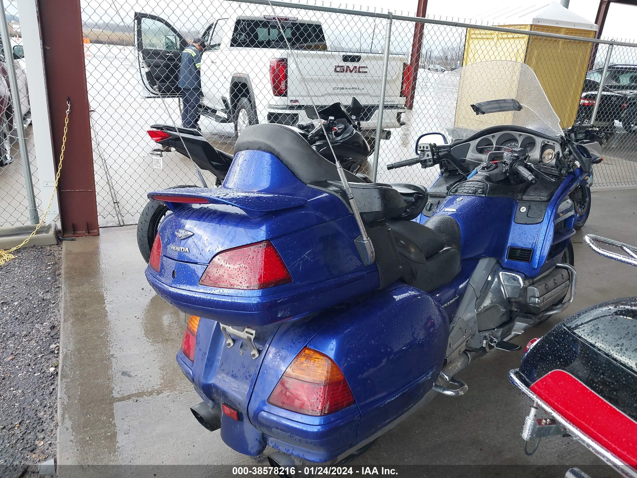 Photo 3 VIN: 1HFSC47025A400856 - HONDA NULL 