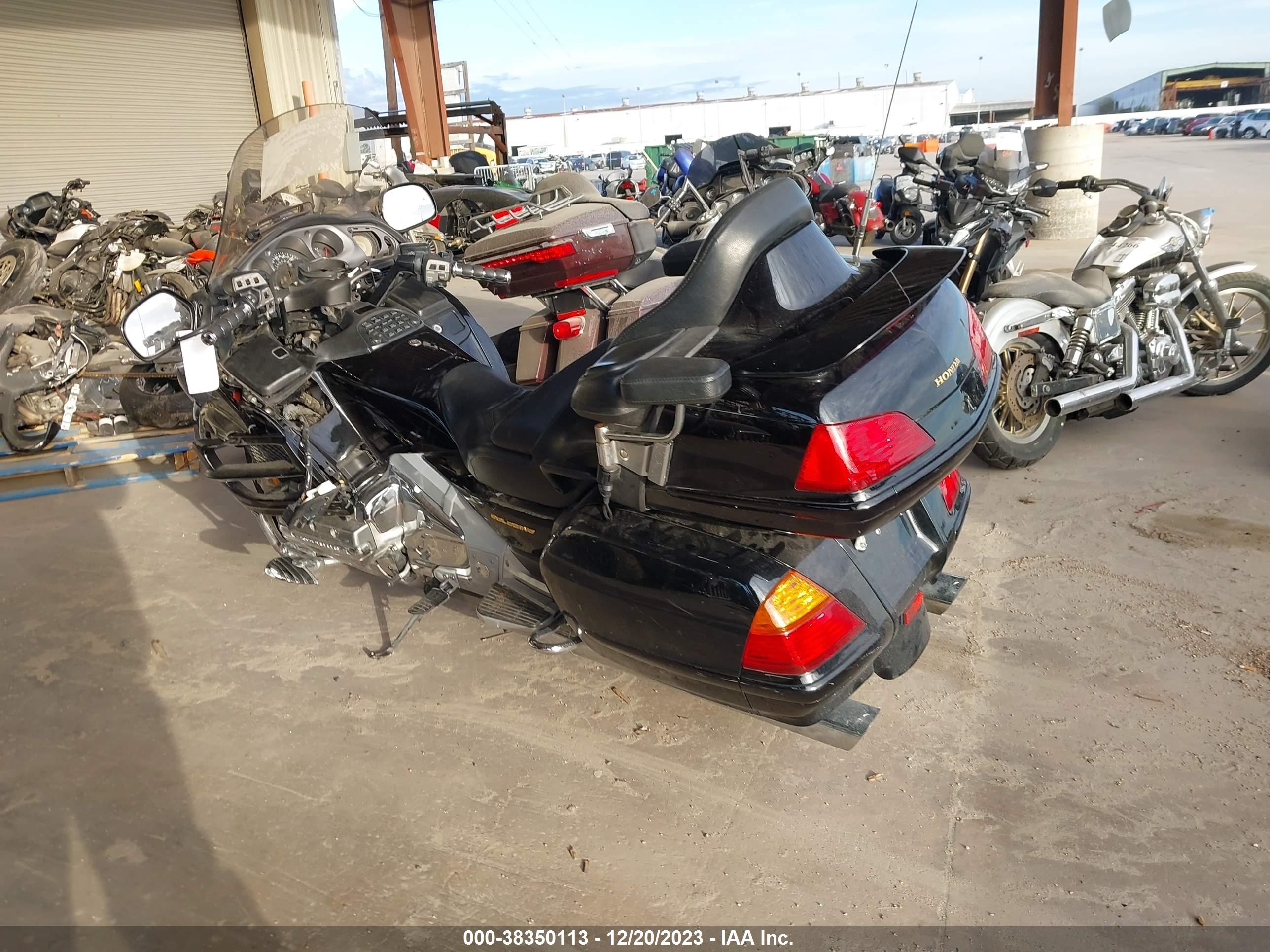 Photo 2 VIN: 1HFSC47032A109195 - HONDA ALL 