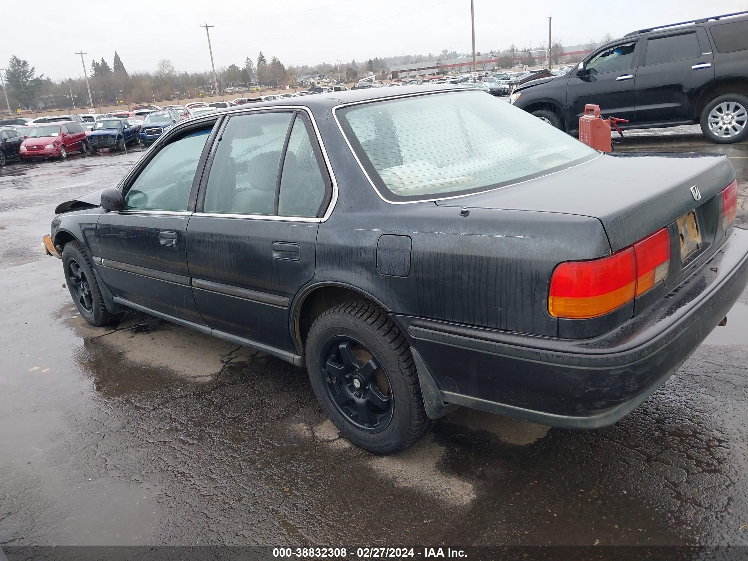 Photo 2 VIN: 1HGCB7557NA026764 - HONDA ACCORD 