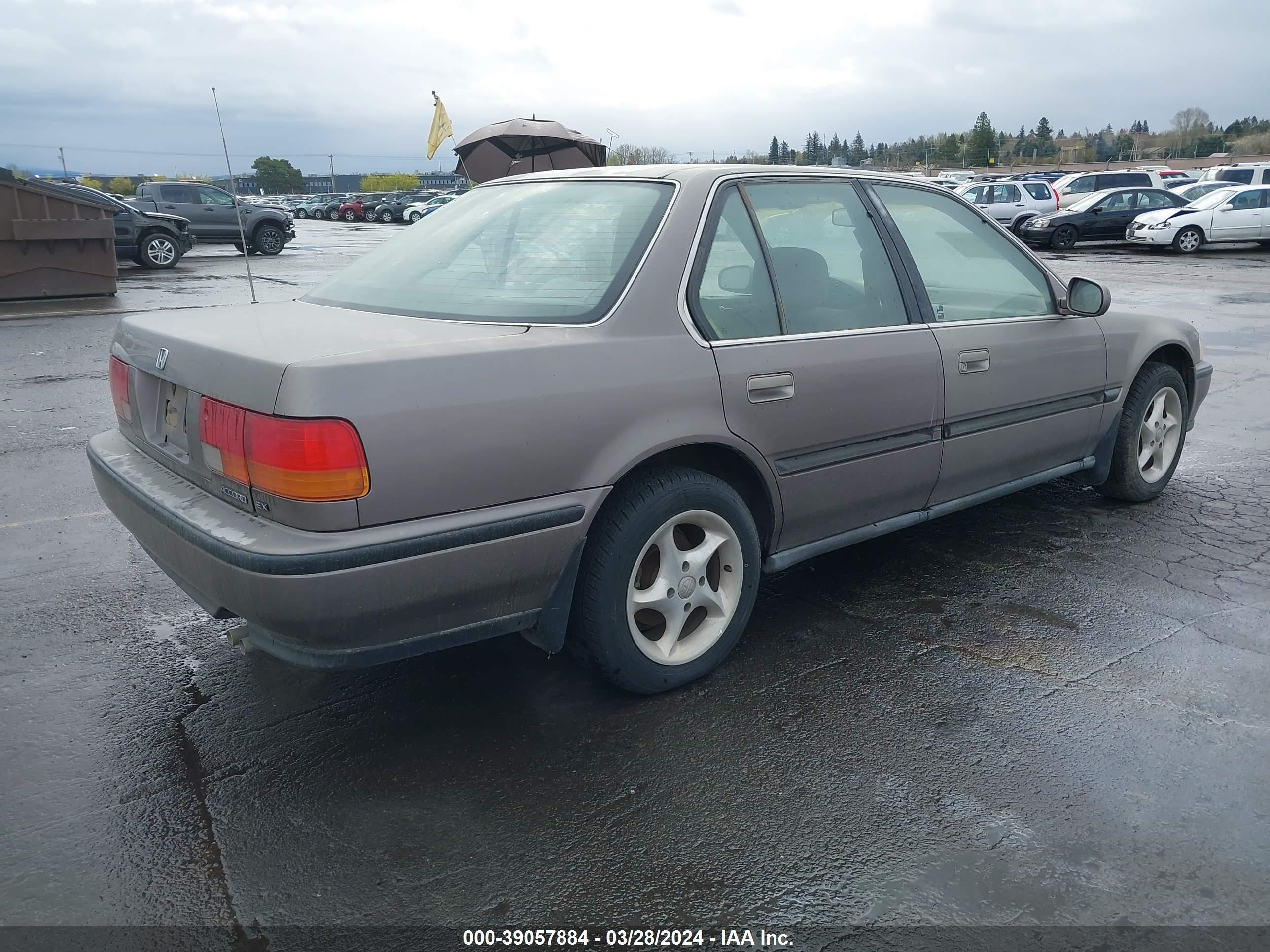 Photo 3 VIN: 1HGCB7575PA087941 - HONDA ACCORD 