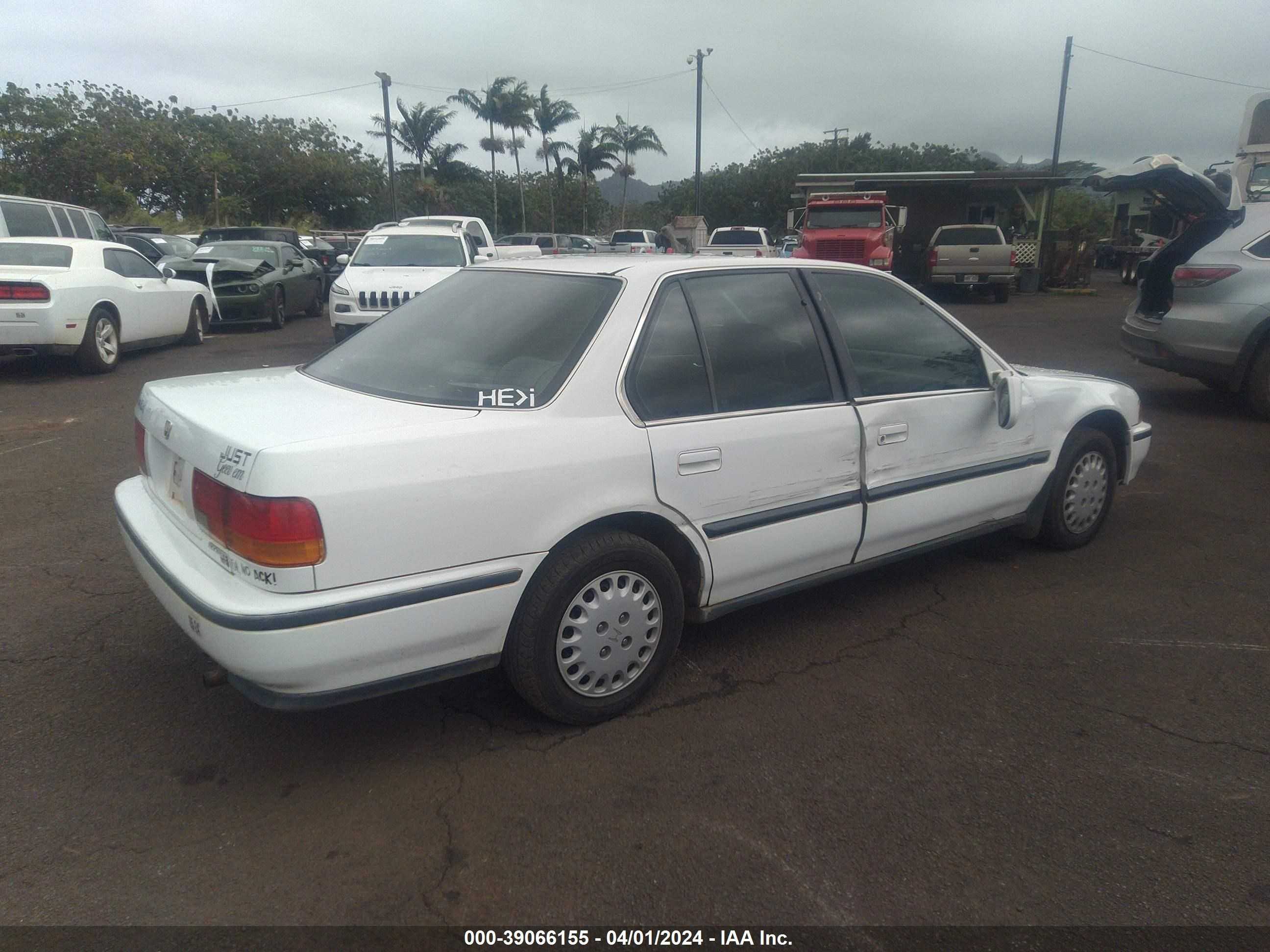 Photo 3 VIN: 1HGCB7651PA051631 - HONDA ACCORD 