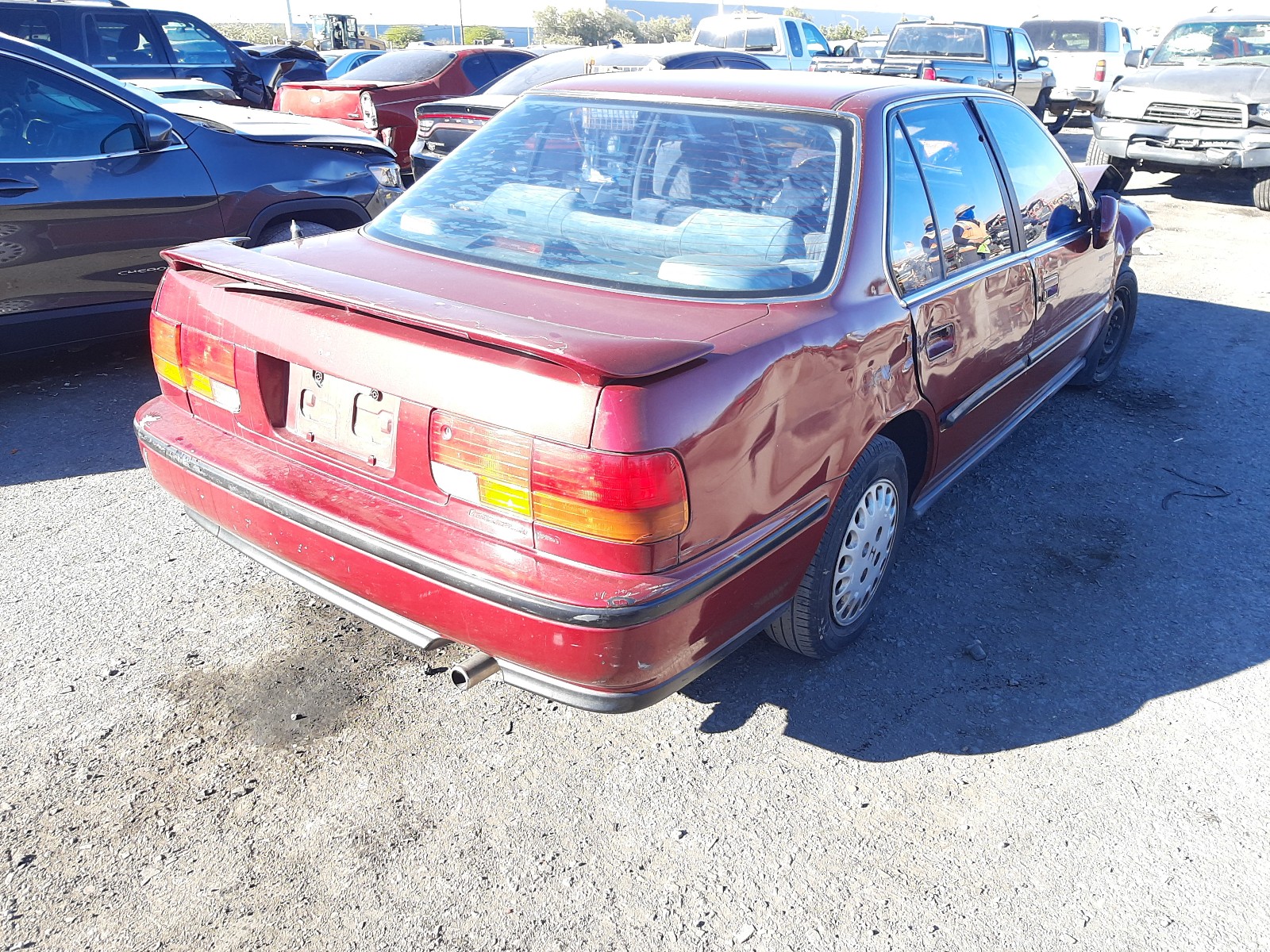 Photo 3 VIN: 1HGCB7652NA155560 - HONDA ACCORD LX 