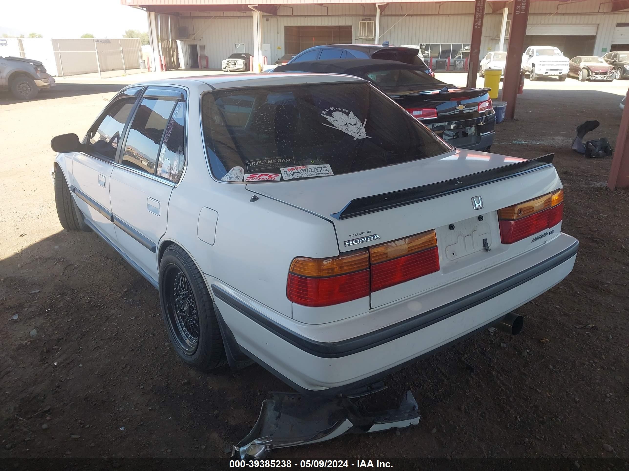 Photo 2 VIN: 1HGCB7655MA094770 - HONDA ACCORD 