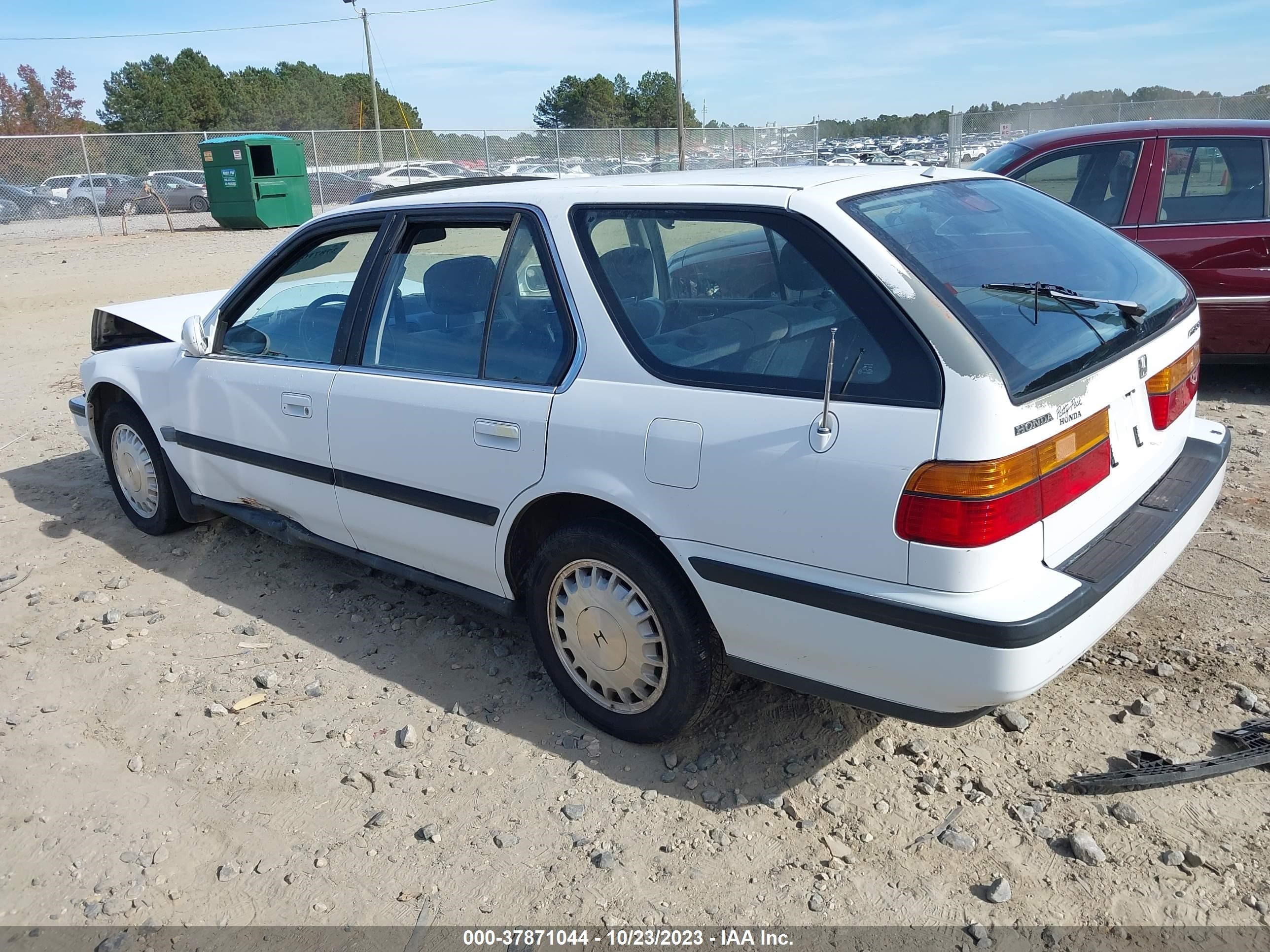 Photo 13 VIN: 1HGCB9860MA019640 - HONDA ACCORD 