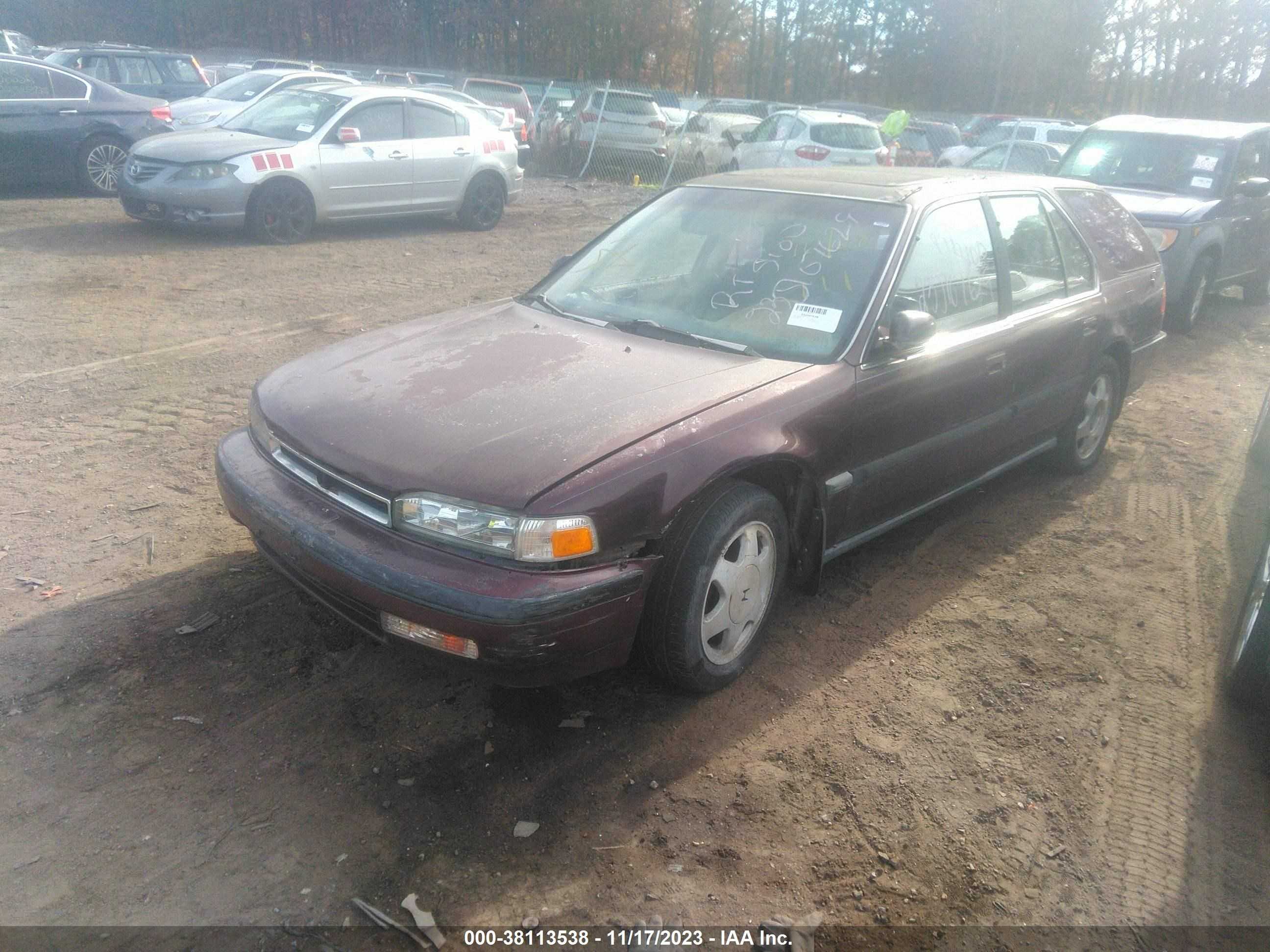 Photo 1 VIN: 1HGCB986XMA003896 - HONDA ACCORD 