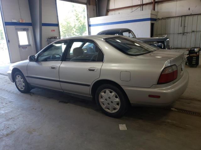 Photo 1 VIN: 1HGCD5533VA215571 - HONDA ACCORD 