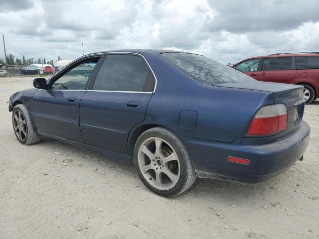 Photo 1 VIN: 1HGCD5536VA245695 - HONDA ACCORD LX 