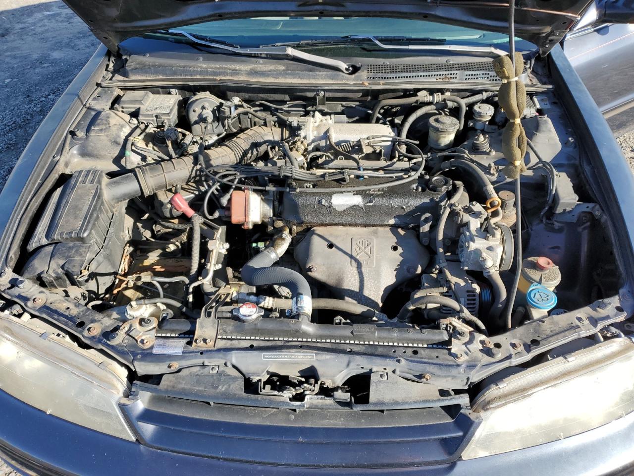 Photo 10 VIN: 1HGCD5537RA024029 - HONDA ACCORD 