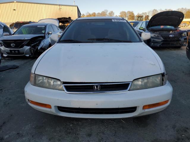 Photo 4 VIN: 1HGCD5538TA067396 - HONDA ACCORD LX 