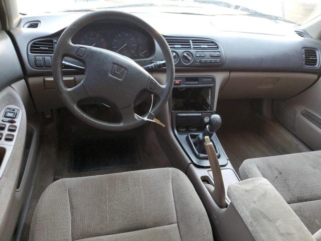 Photo 7 VIN: 1HGCD5538TA067396 - HONDA ACCORD LX 